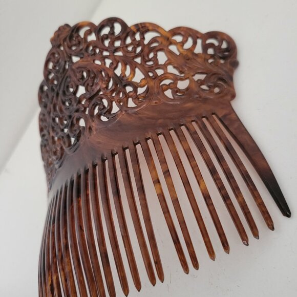 Vintage Large Spanish Mantilla Comb of Tortoiseshell Color main image 5